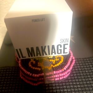 IL Makiage Plumping Cream